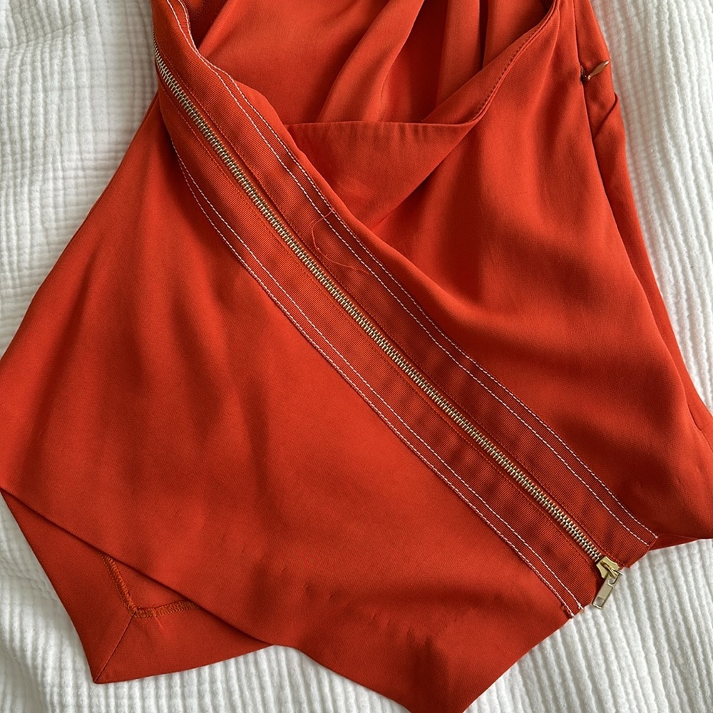 MONSE Asymmetrical Sample Top - Picture 5 of 7